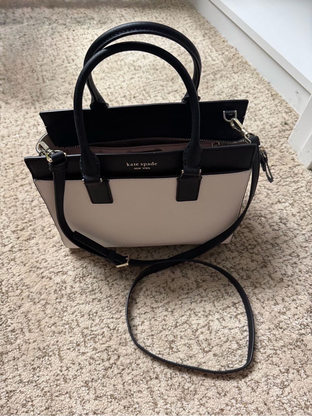 kate spade two-tone white and black leather satchel - Picture 3 of 10
